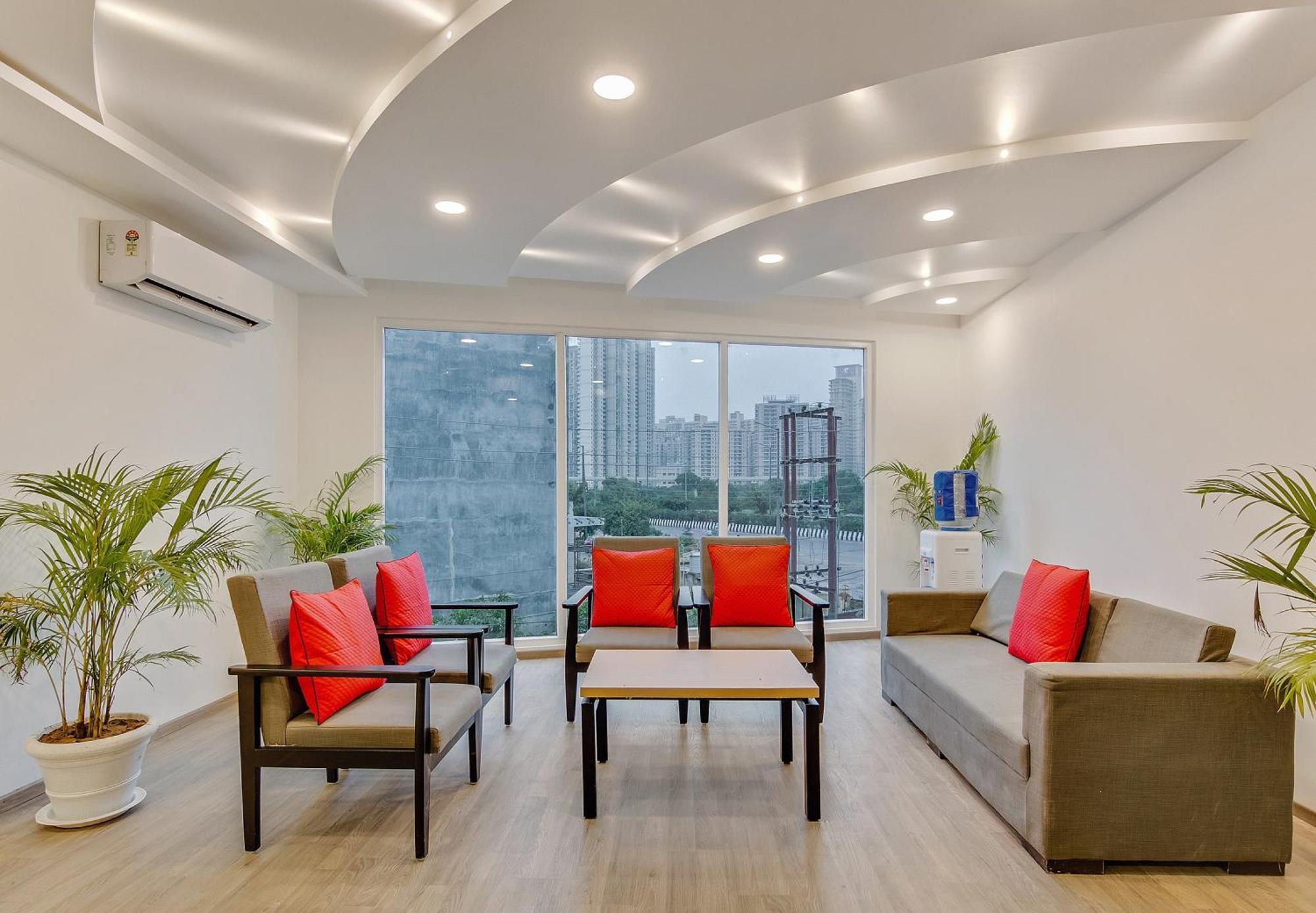Townhouse Sector 49 Near Logix City Centre Noida Exterior photo